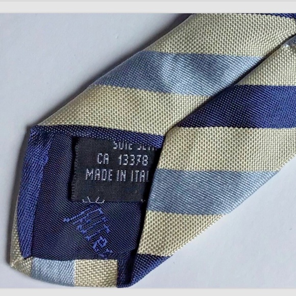 Altea cream colour with blue & navy stripes all Silk Tie.Made in Italy 🇮🇹 - Picture 3 of 7